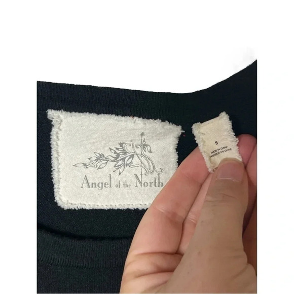 1641. ANTHROPOLOGIE ANGEL OF THE NORTH DOVIE LAYERED SWEATER BLACK/WHITE SIZE SM - Picture 7 of 11